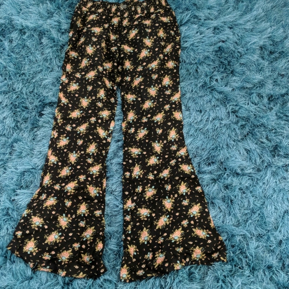 Volcom flower pants